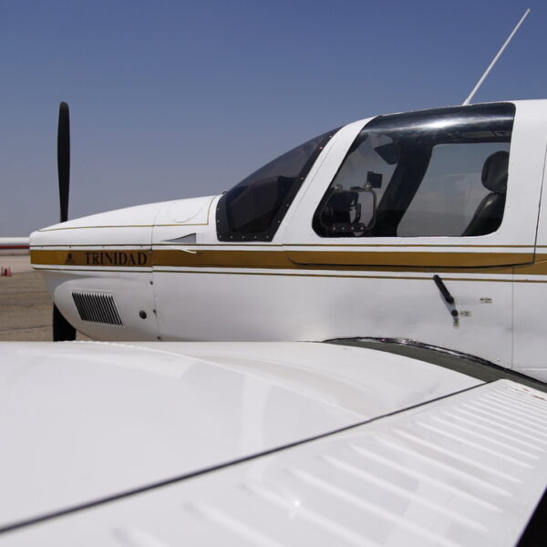 C0015T01 600x600 - ایجاد بال های اعتماد به نفس: غلبه بر چالش ها در آموزش خلبانی