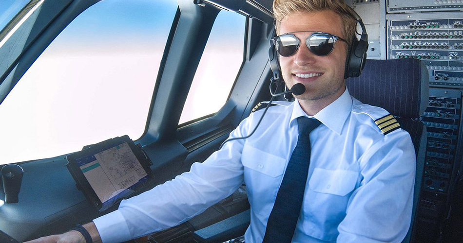 چرا آموزش خلبانی انتخاب مناسبی برای جوانان جاه طلب است؟ | آموزشگاه هوانوردی پارسیس