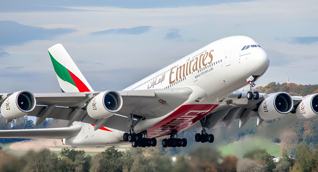 Skywards Emirates - مقایسه تجربه پرواز در کلاس تجاری: Emirates در مقابل Qatar Airways