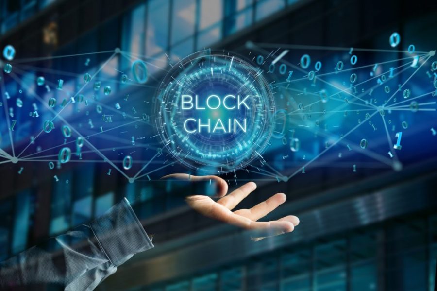 Blockchain 1024x682 900x599 1 - بلاکچین و مدیریت سوابق خلبانان